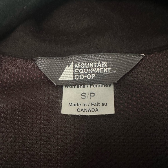 MEC Women’s Maroon Windbreaker Running Cycling Jacket Reflective Stripes | S - Picture 4 of 7